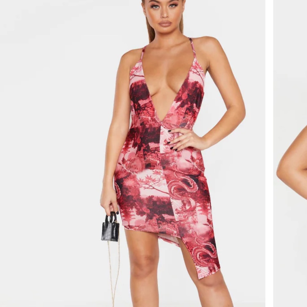 Red Dragon Print Strappy Plunge Bodycon Dress PrettyLittleThing